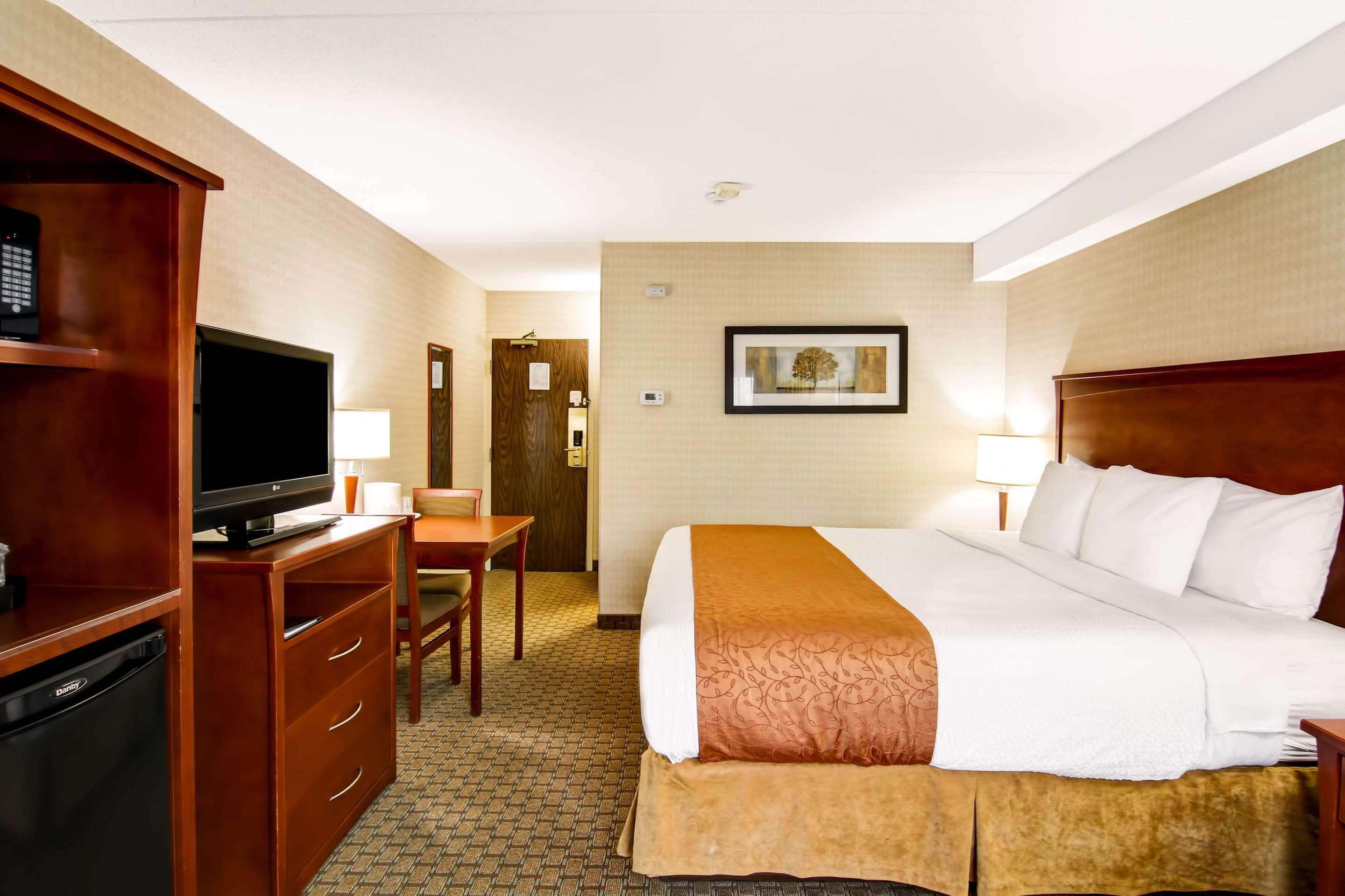 קיטצ'נר Quality Inn מראה חיצוני תמונה
