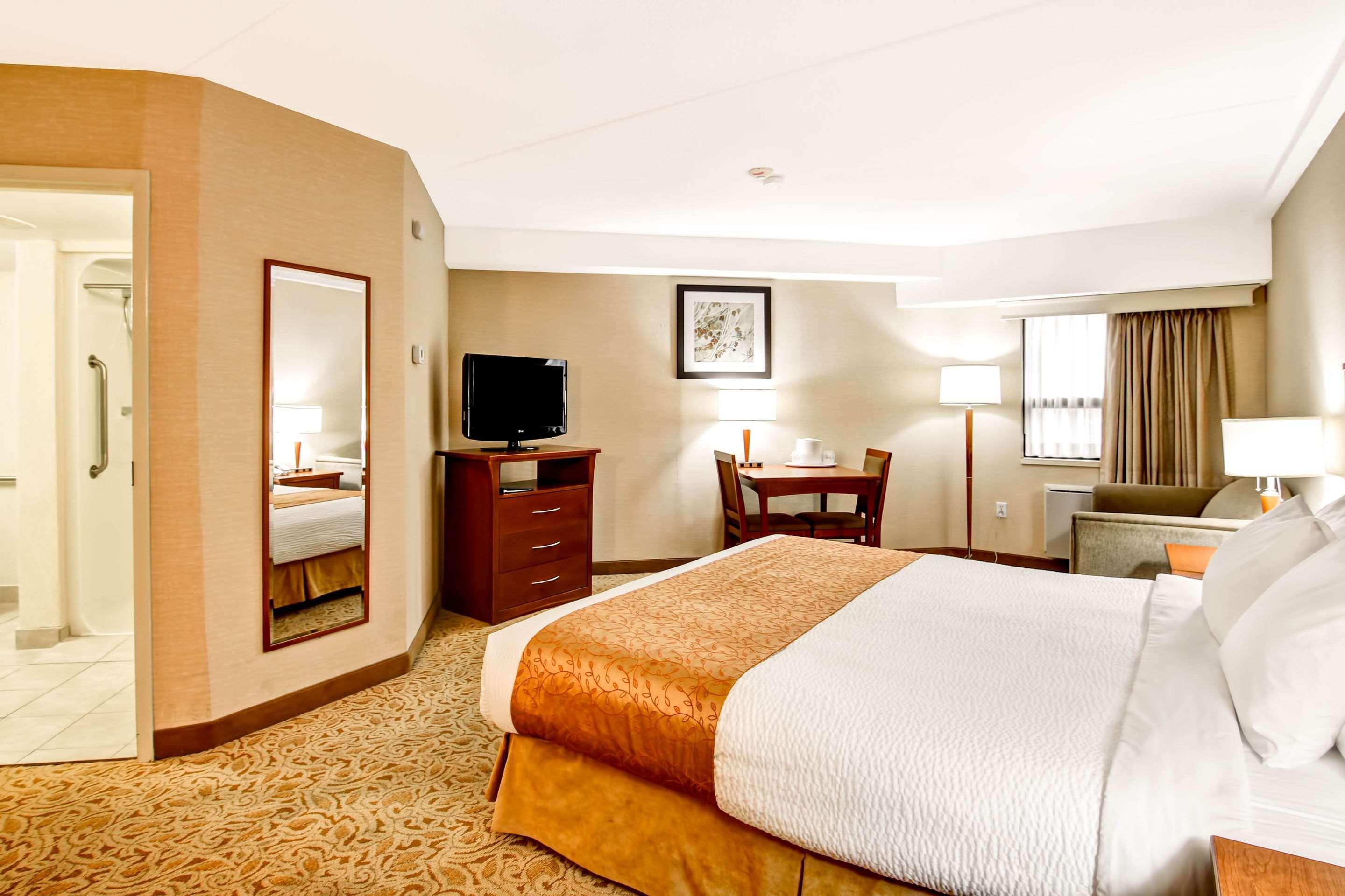 קיטצ'נר Quality Inn מראה חיצוני תמונה