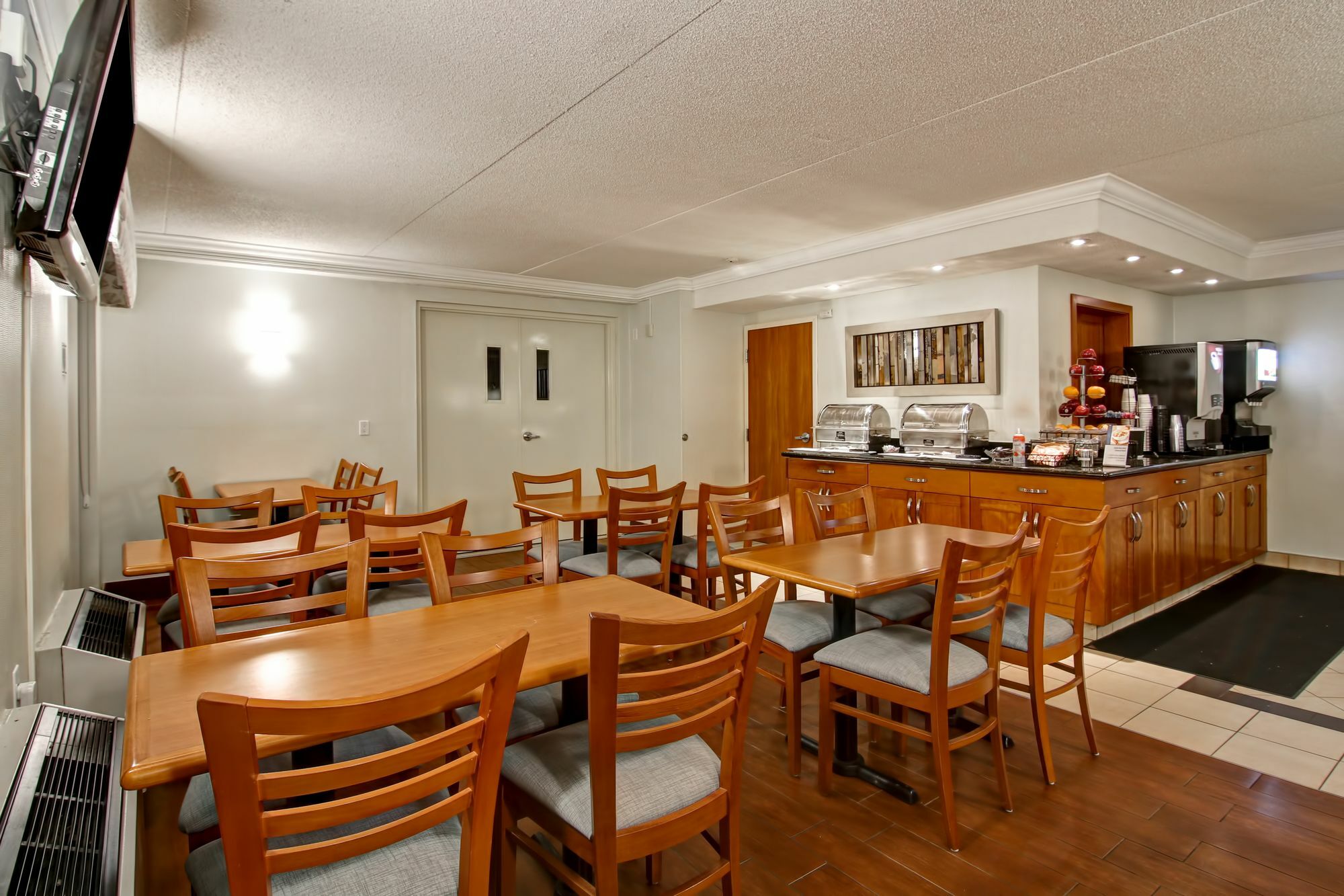 קיטצ'נר Quality Inn מראה חיצוני תמונה